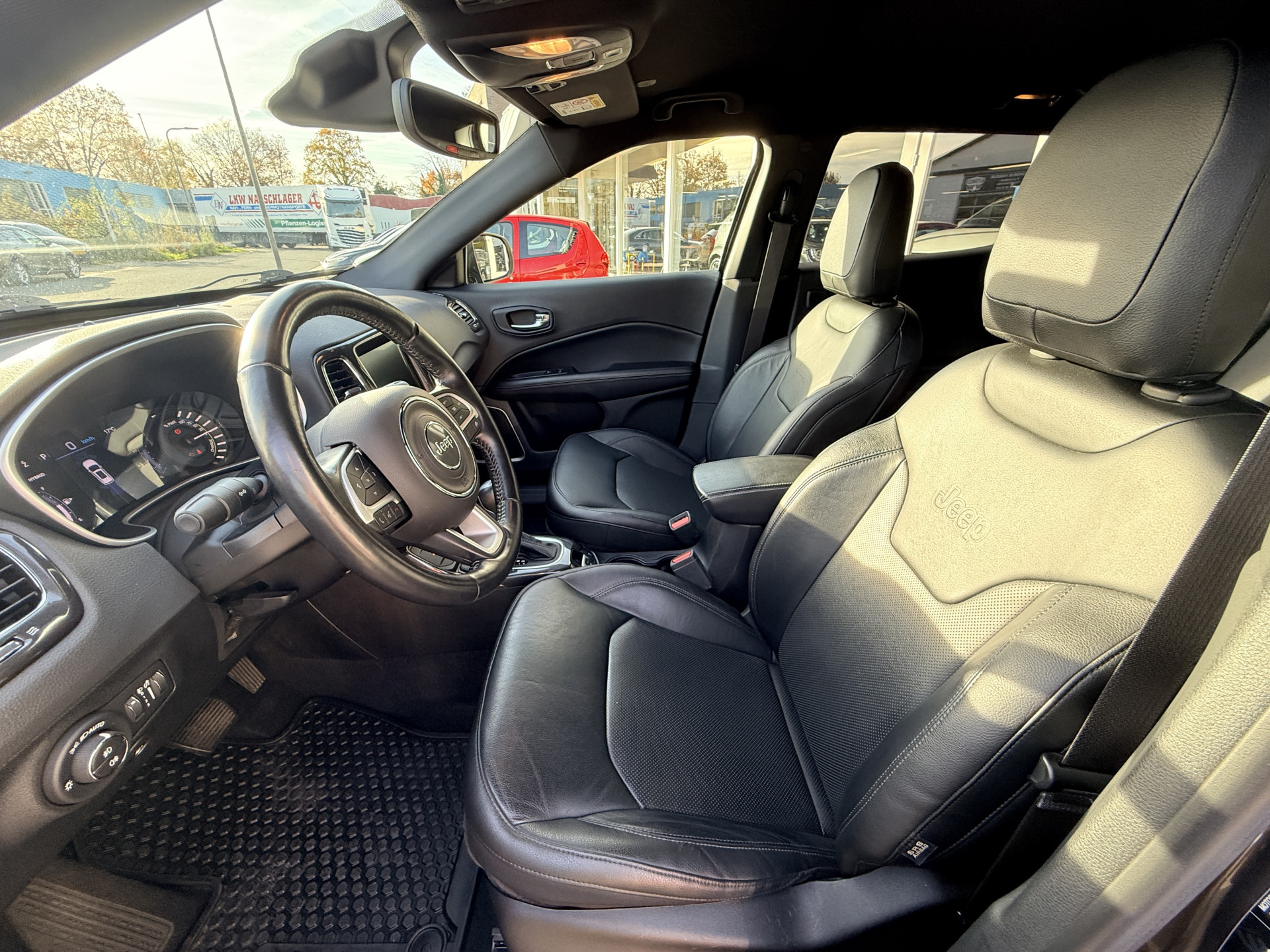 Hoofdafbeelding Jeep Compass