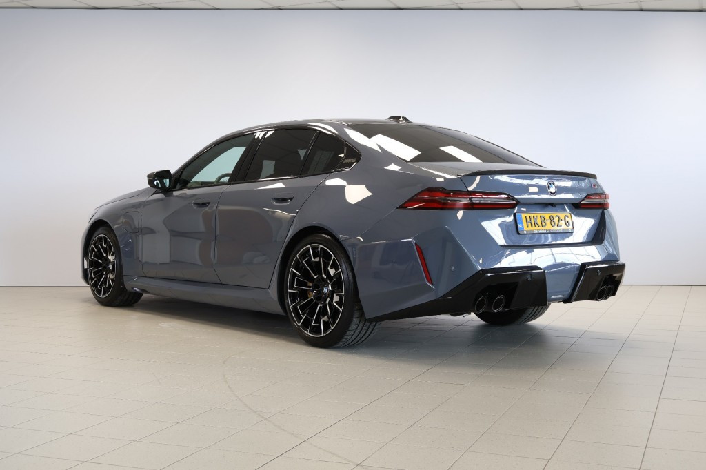 Hoofdafbeelding BMW M5