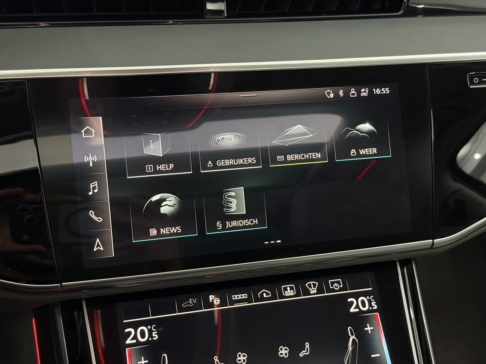 Hoofdafbeelding Audi A8