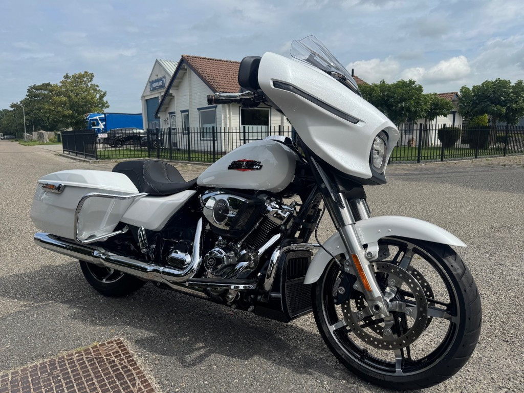Hoofdafbeelding Harley-Davidson Street Glide