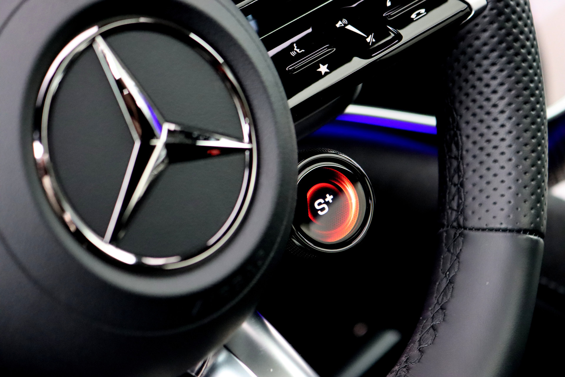 Hoofdafbeelding Mercedes-Benz EQE