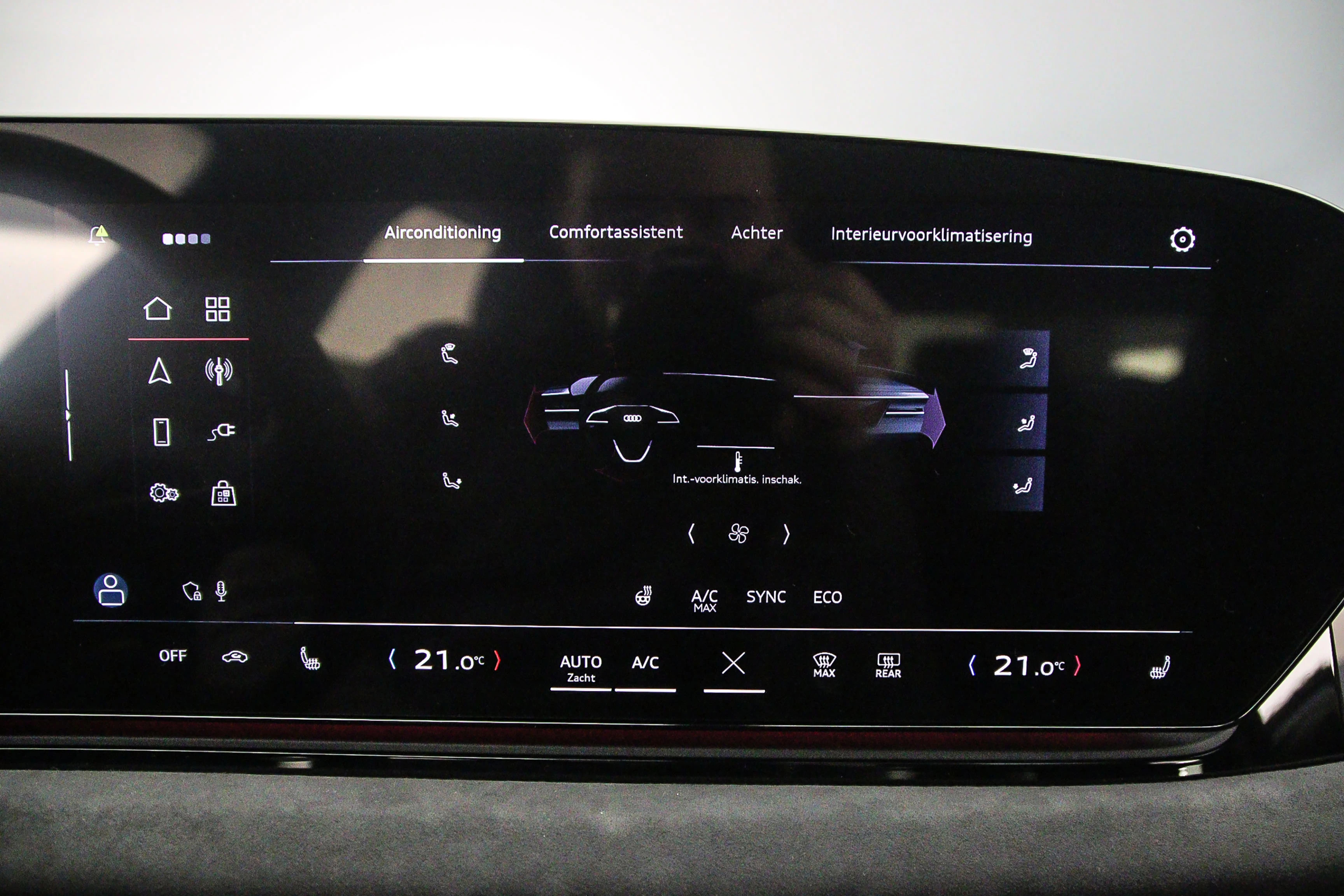 Hoofdafbeelding Audi A6 Avant e-tron