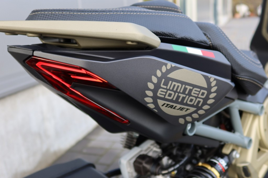 Hoofdafbeelding Italjet Dragster