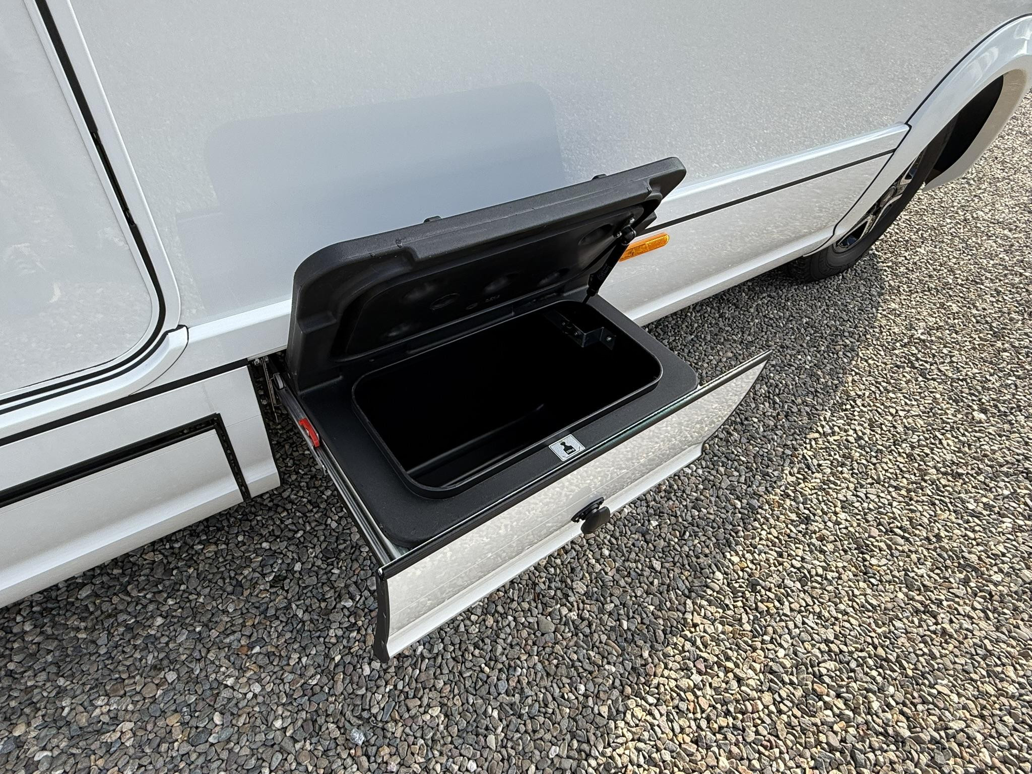 Hoofdafbeelding Niesmann+Bischoff ISmove 7.3 Clouline NIEUW