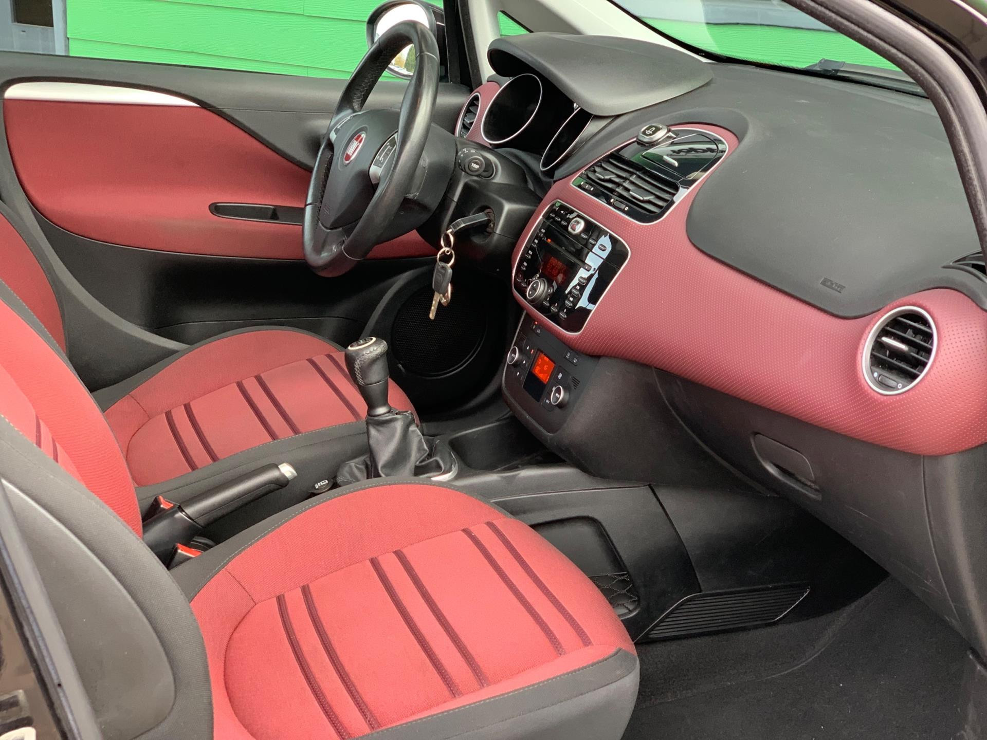 Hoofdafbeelding Fiat Punto