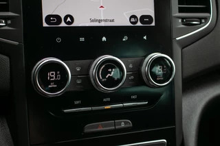 Renault Megane E-Tech Renault Megane E-Tech Estate 1.6 Plug-In Hybrid 160 R.S. Line - All-in rijklrprs | Dealer ond. | Navi | Cruise - afbeelding nr 19