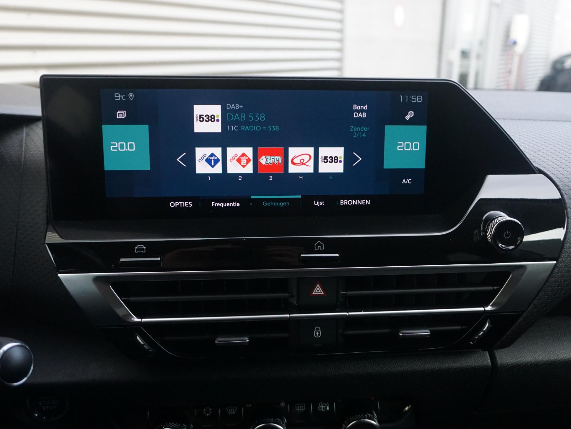 Hoofdafbeelding Citroën ë-C4