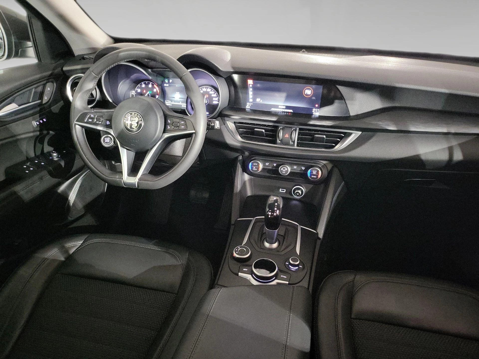 Alfa Romeo-Stelvio-image-20