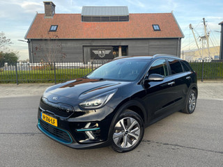 Hoofdafbeelding Kia e-Niro Kia E-Niro ExecutiveLine 64 kWh APPEL-CARPLAY LEER NAVIGATIE CAMERA