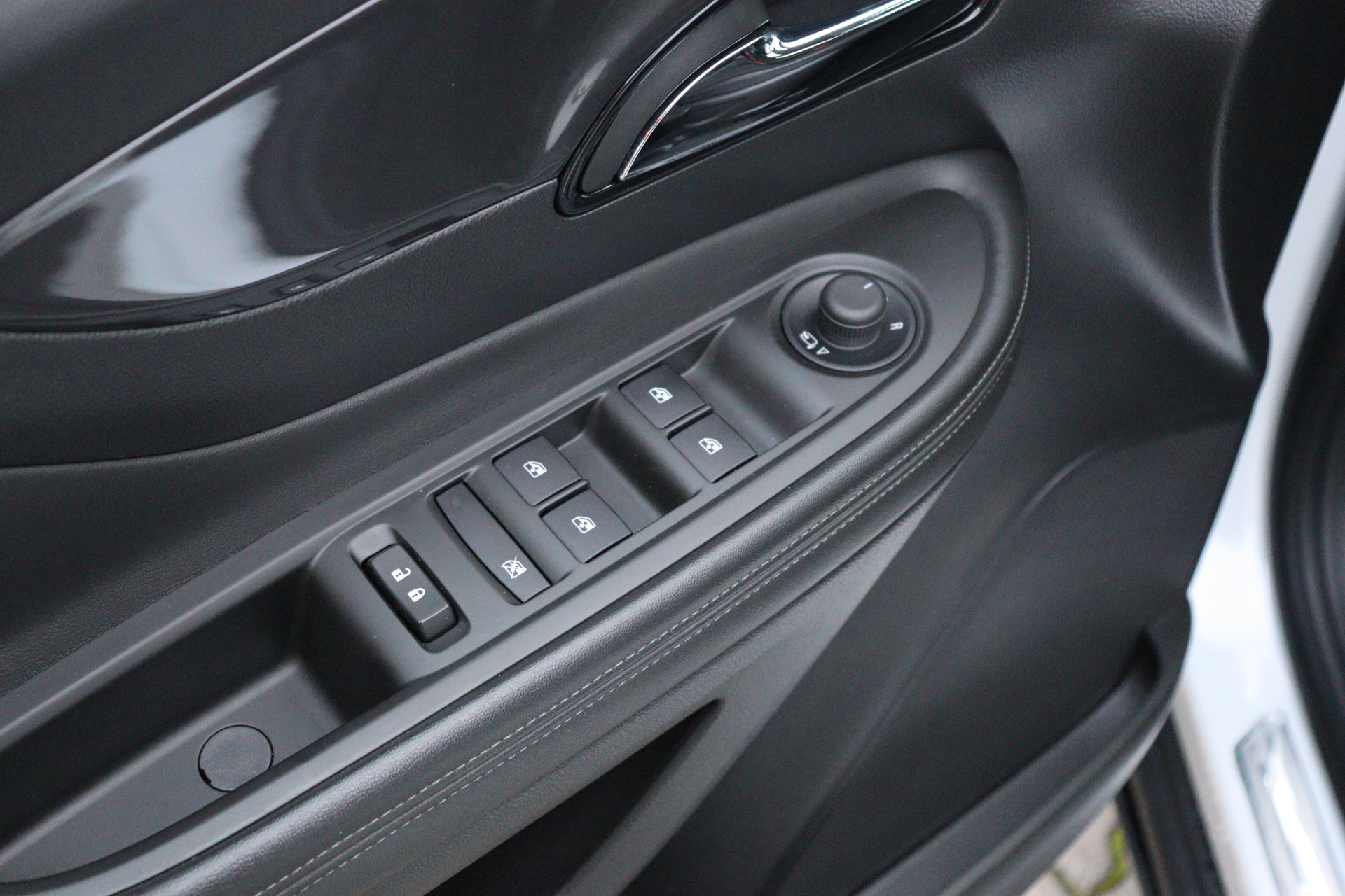 Hoofdafbeelding Opel Mokka X