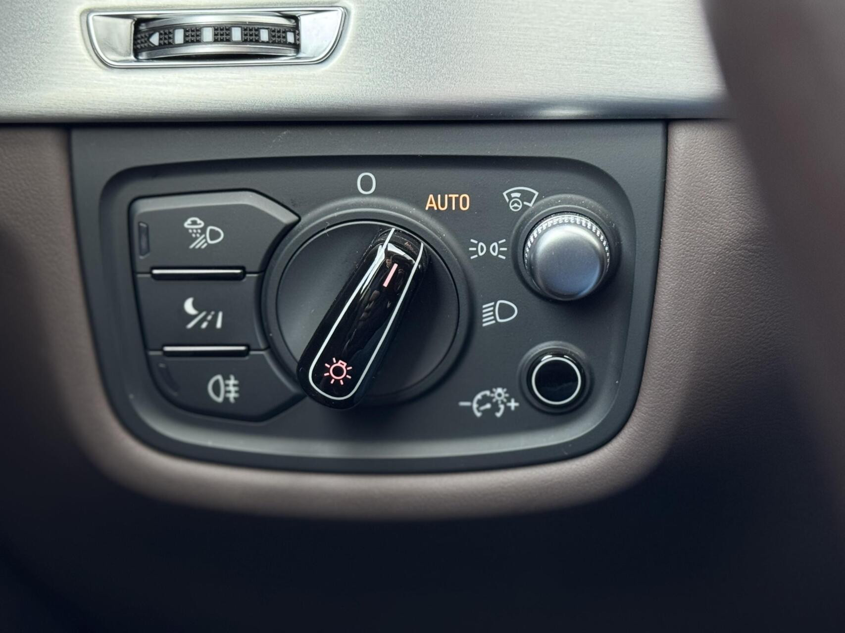 Hoofdafbeelding Audi S8