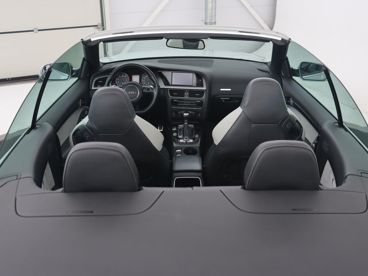 Hoofdafbeelding Audi S5