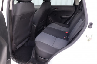 Suzuki Vitara Suzuki Vitara 1.4 BoosterJet Comfort Hybrid - afbeelding nr 18