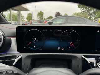 Mercedes-Benz CLA Mercedes CLA-klasse 200 Premium Plus|35 AMG Look|Sfeerverlichting|Panorama|Lane assist| - afbeelding nr 28
