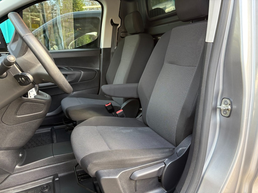 Hoofdafbeelding Peugeot Partner