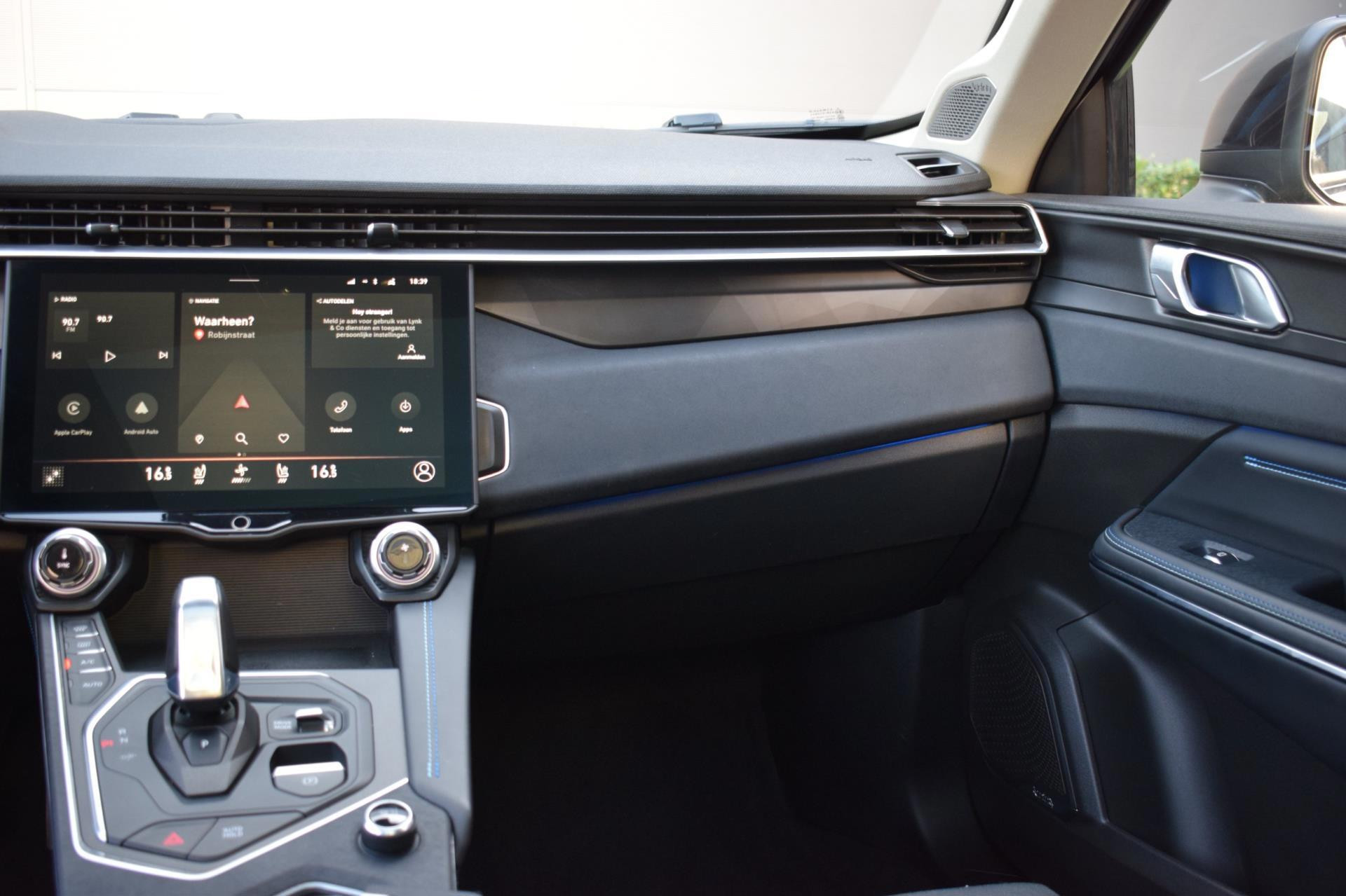 Hoofdafbeelding Lynk & Co 01