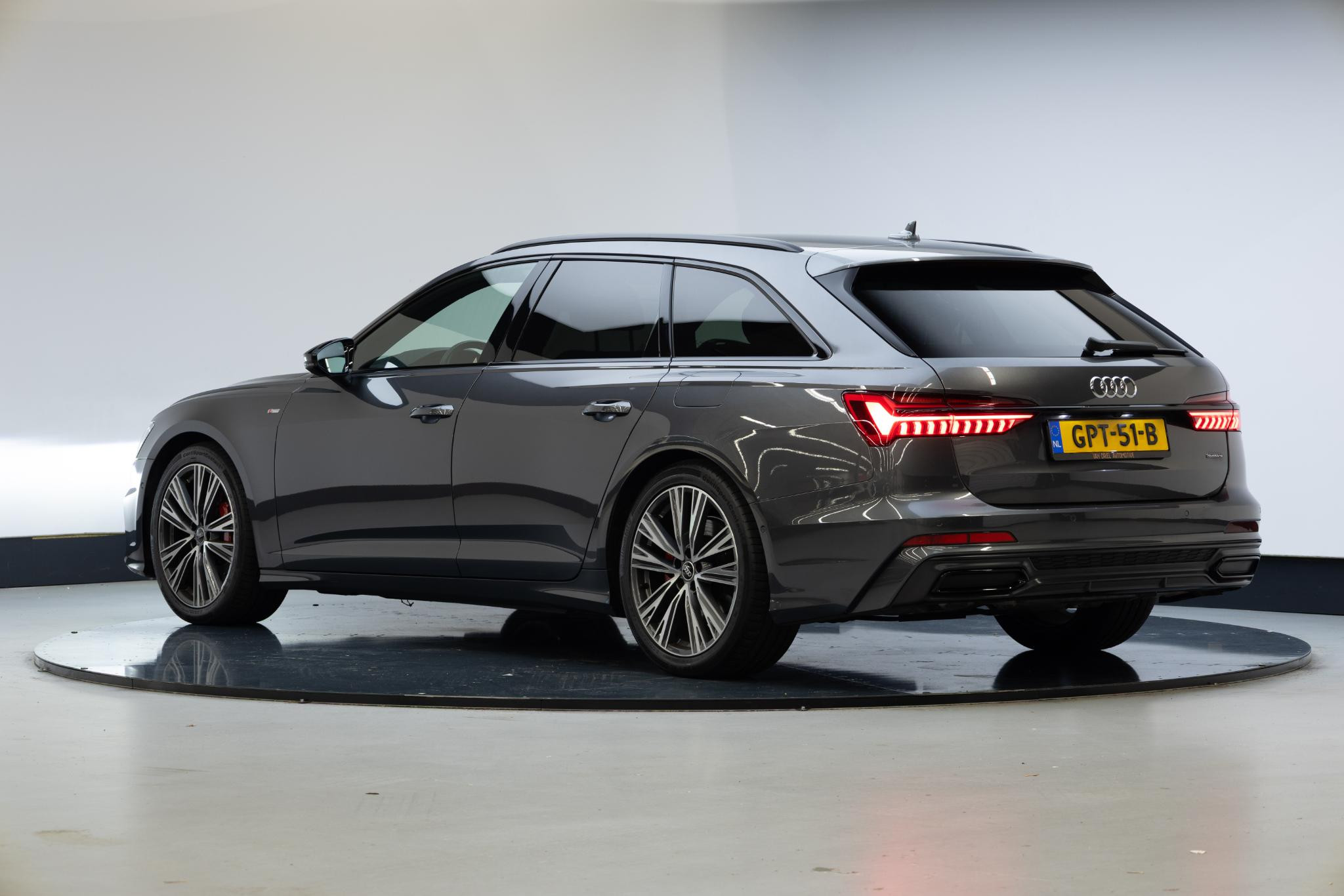 Hoofdafbeelding Audi A6