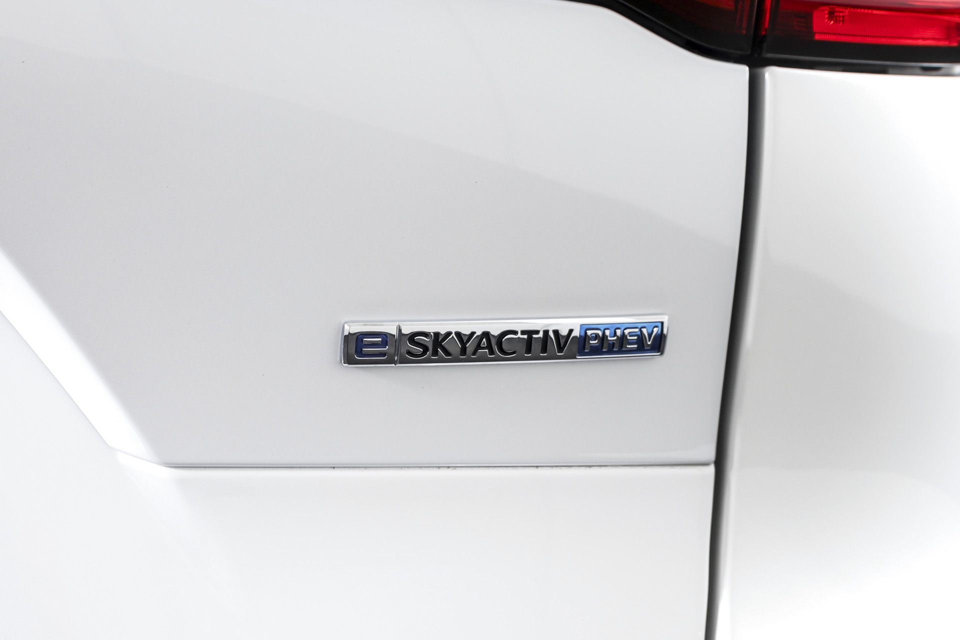 Hoofdafbeelding Mazda CX-60