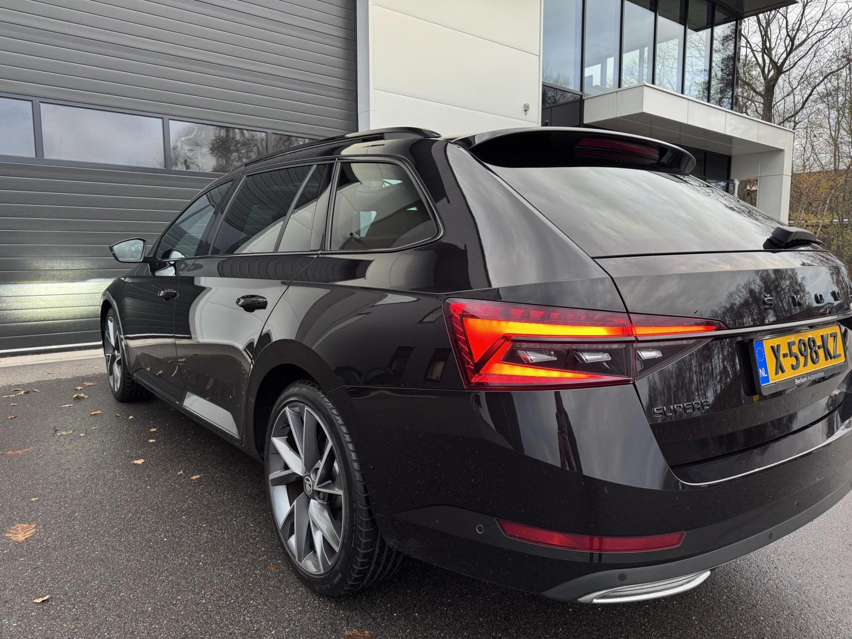 Hoofdafbeelding Škoda Superb