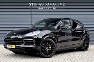 Porsche Cayenne 3.0 E-Hybrid 462pk | Pano | 22'' Wielen | Matrix PDLS+ | Massage Stoelen | Trekhaak wegklapbaar | Bose |