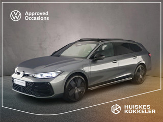 Volkswagen Passat Variant R-Line Edition 1.5 TSI eHybrid 272pk DSG Automaat Trekhaak, Panoramadak, Harman Kardon audio, Adaptive cruise control, Black Style