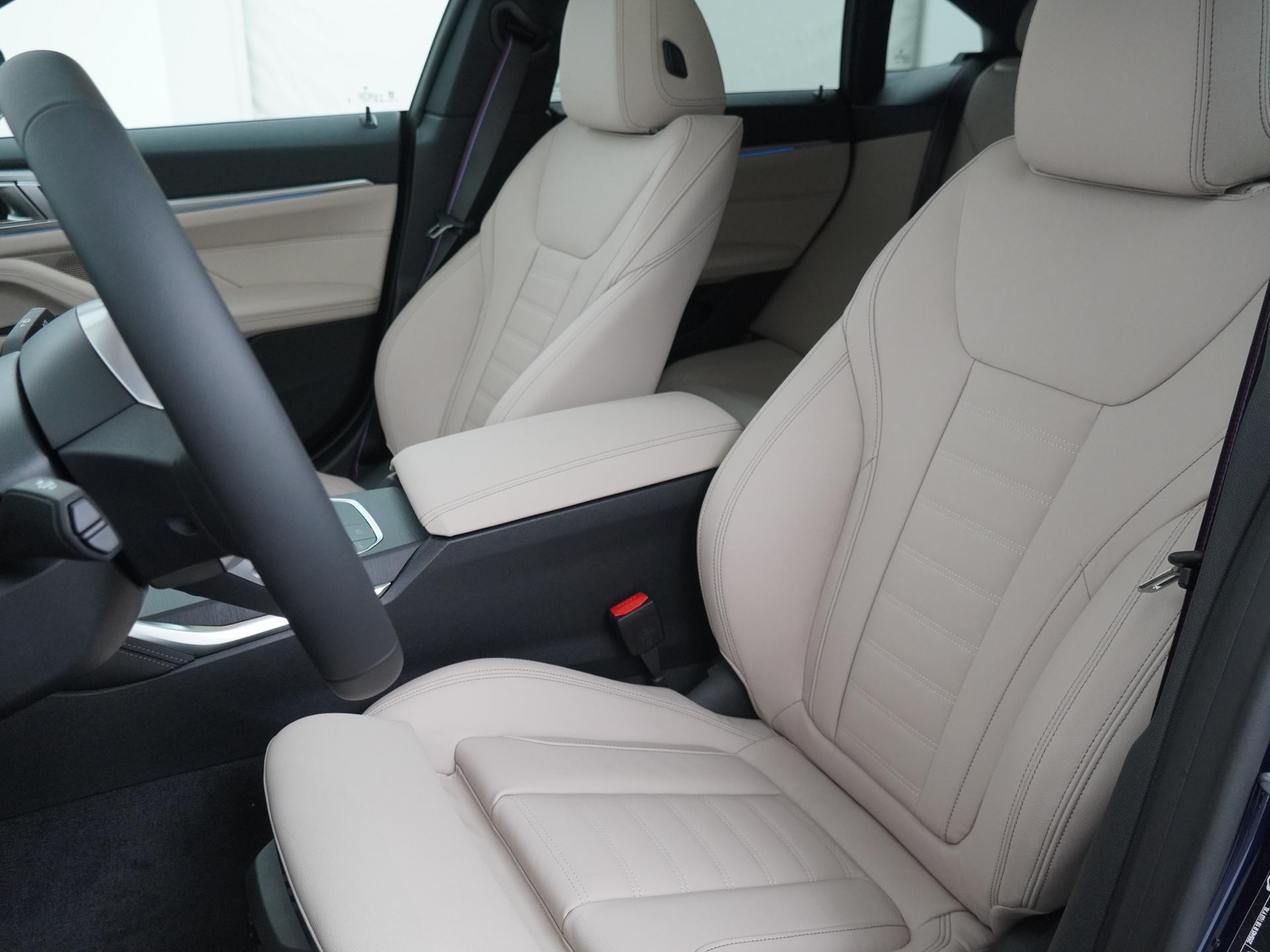 Hoofdafbeelding BMW i4