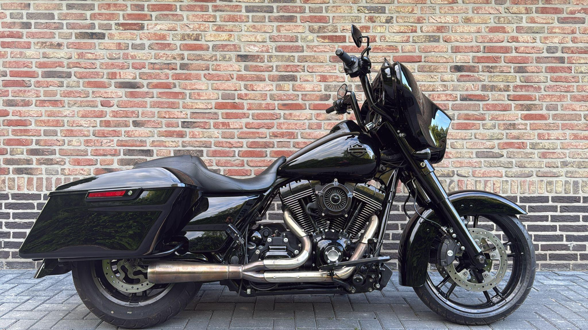 Hoofdafbeelding Harley-Davidson Street Glide