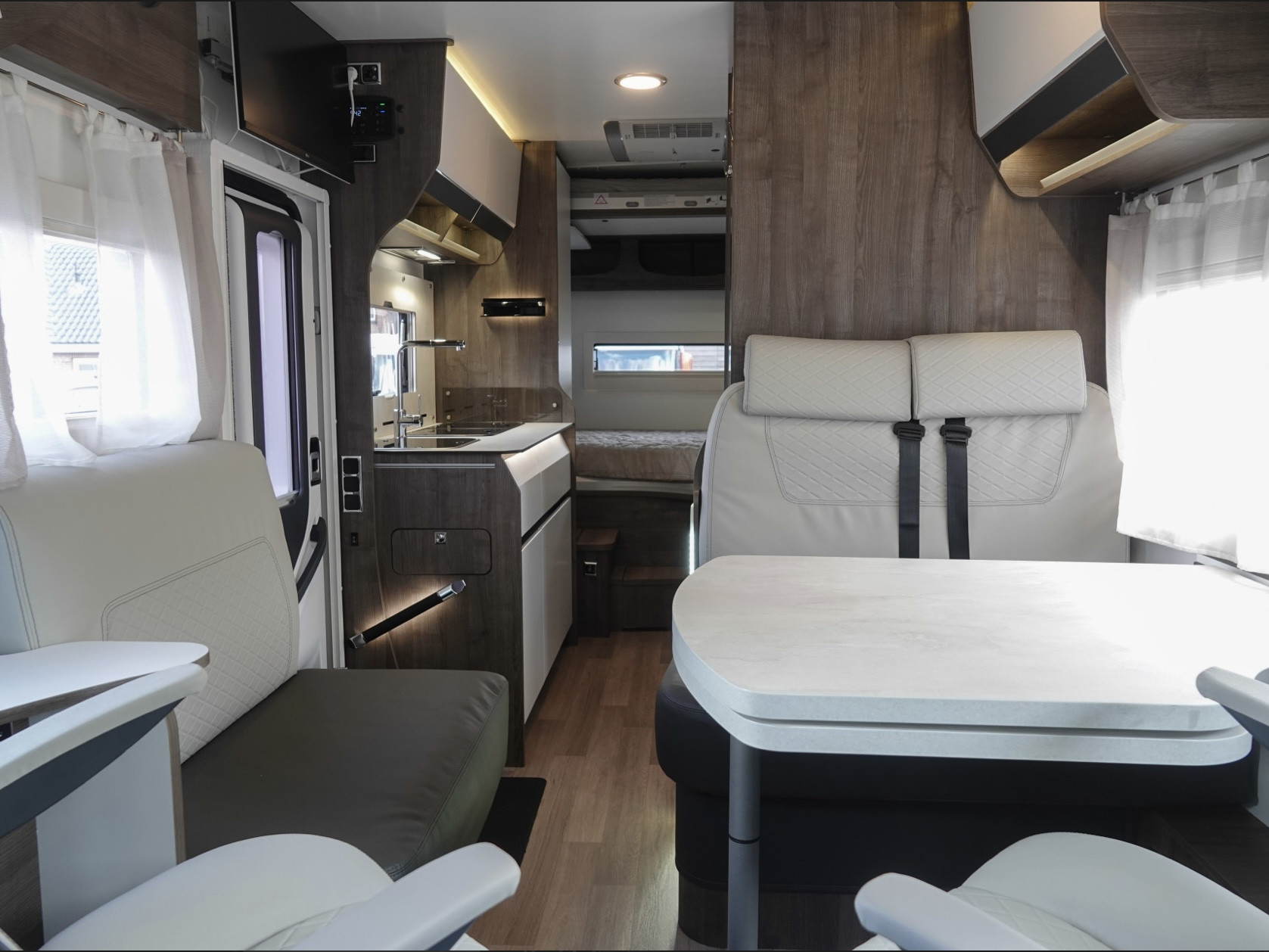 Hoofdafbeelding Benimar Amphitryon