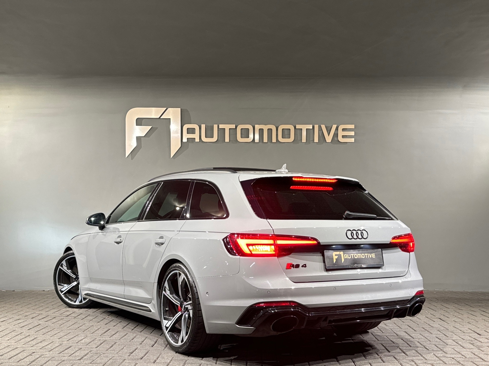 Hoofdafbeelding Audi RS4