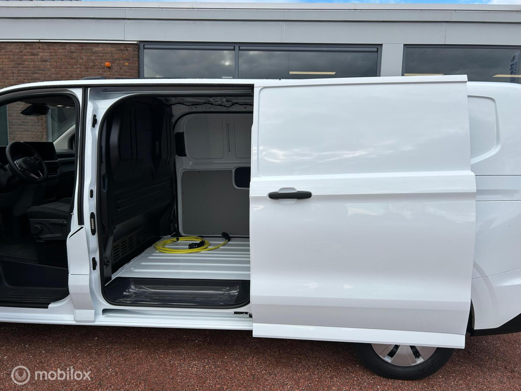 Hoofdafbeelding Volkswagen e-Transporter