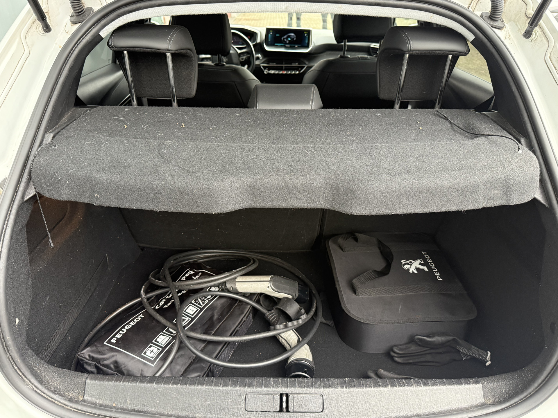 Hoofdafbeelding Peugeot e-208