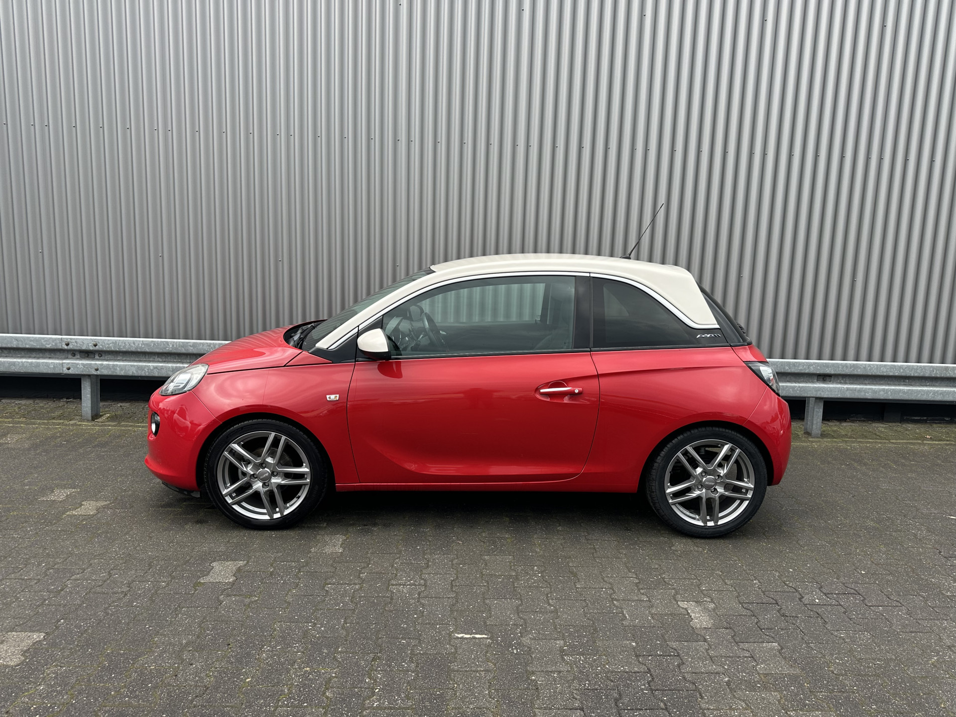 Hoofdafbeelding Opel ADAM