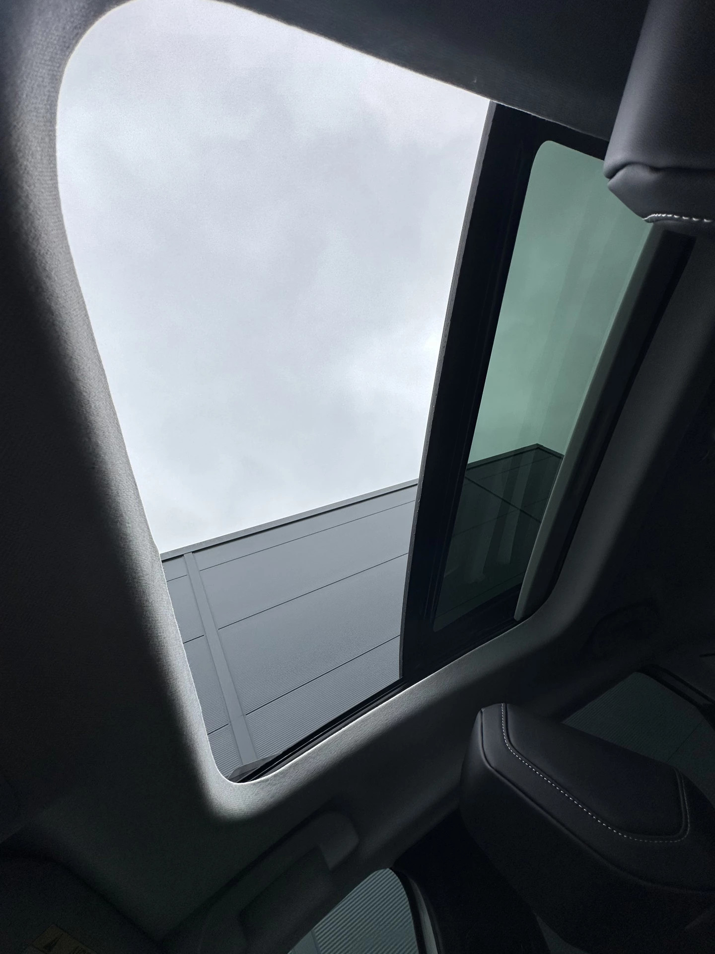 Hoofdafbeelding Citroën ë-C4 X