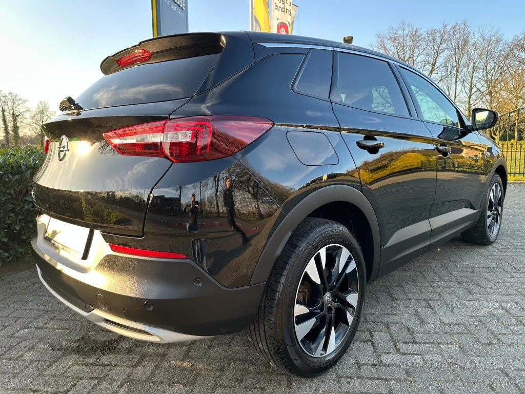 Hoofdafbeelding Opel Grandland X