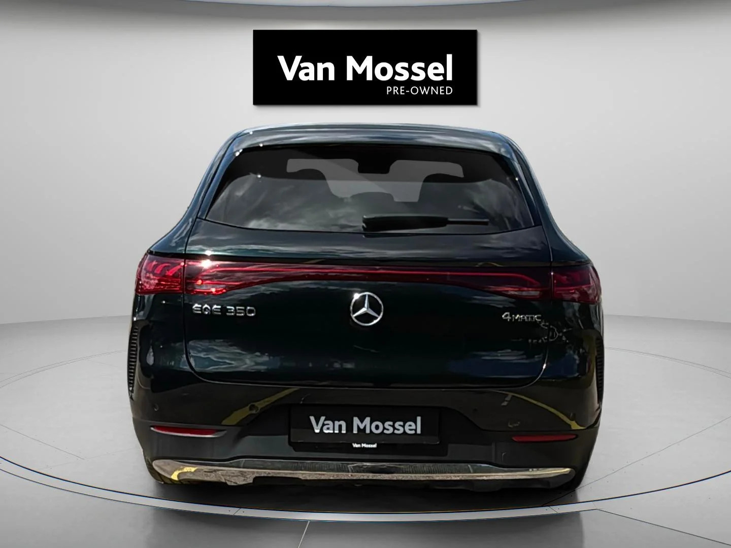 Mercedes-Benz-EQE-image-3