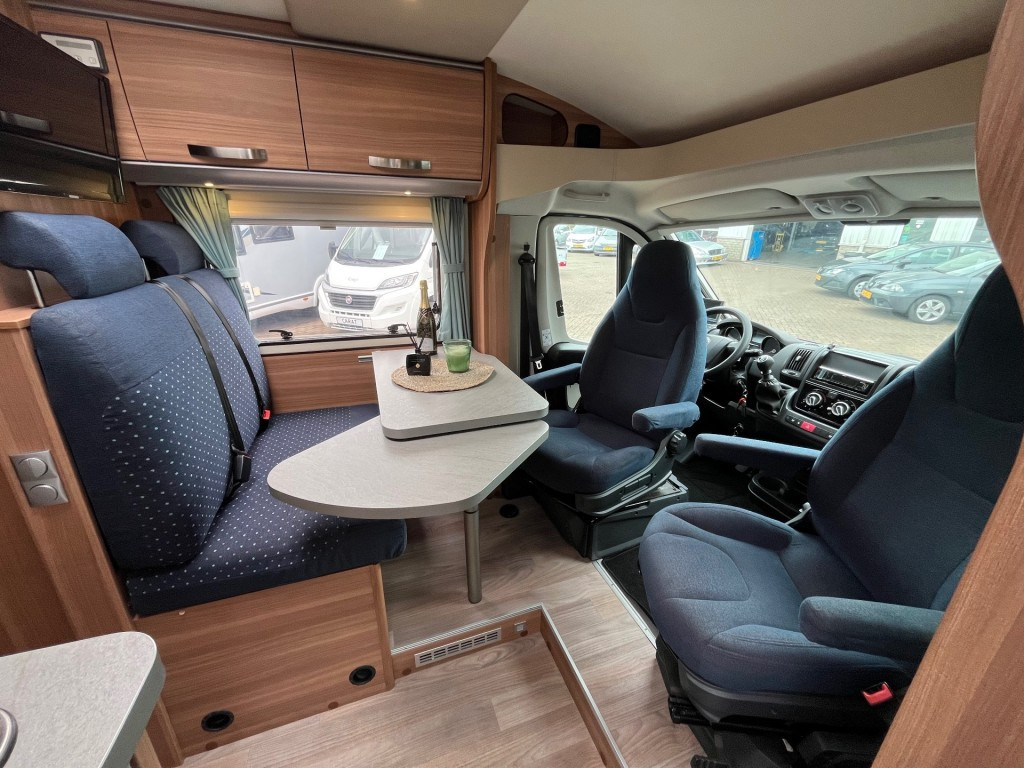 Hoofdafbeelding Weinsberg Caracompact R57 Airco Cruise