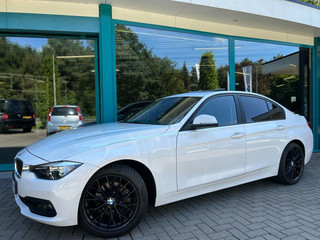 BMW 3 Serie 320i M-SPORT Automaat, 18Inch, Leder, Schuifdak, Navi, Camera, L