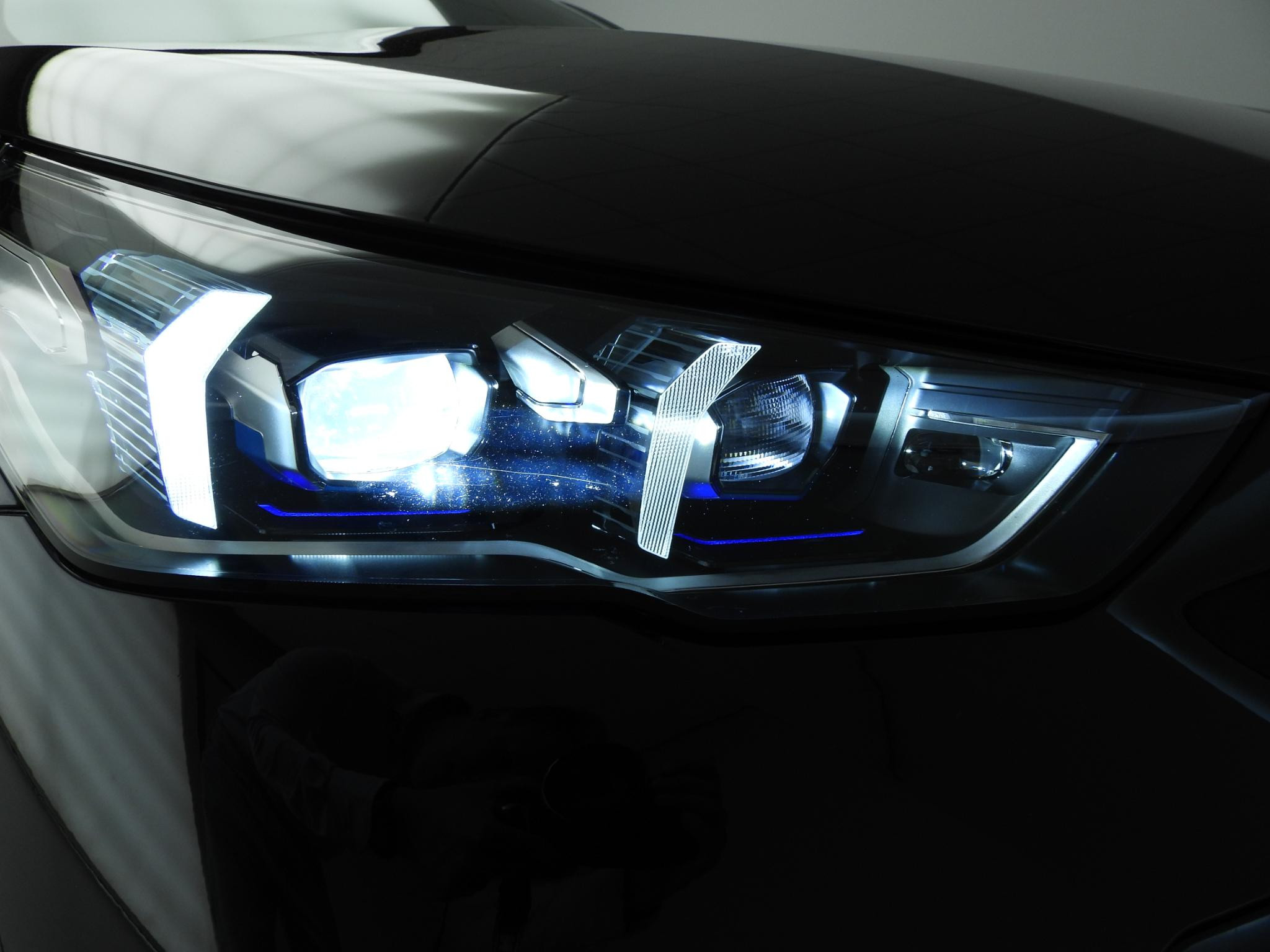 Hoofdafbeelding BMW i5