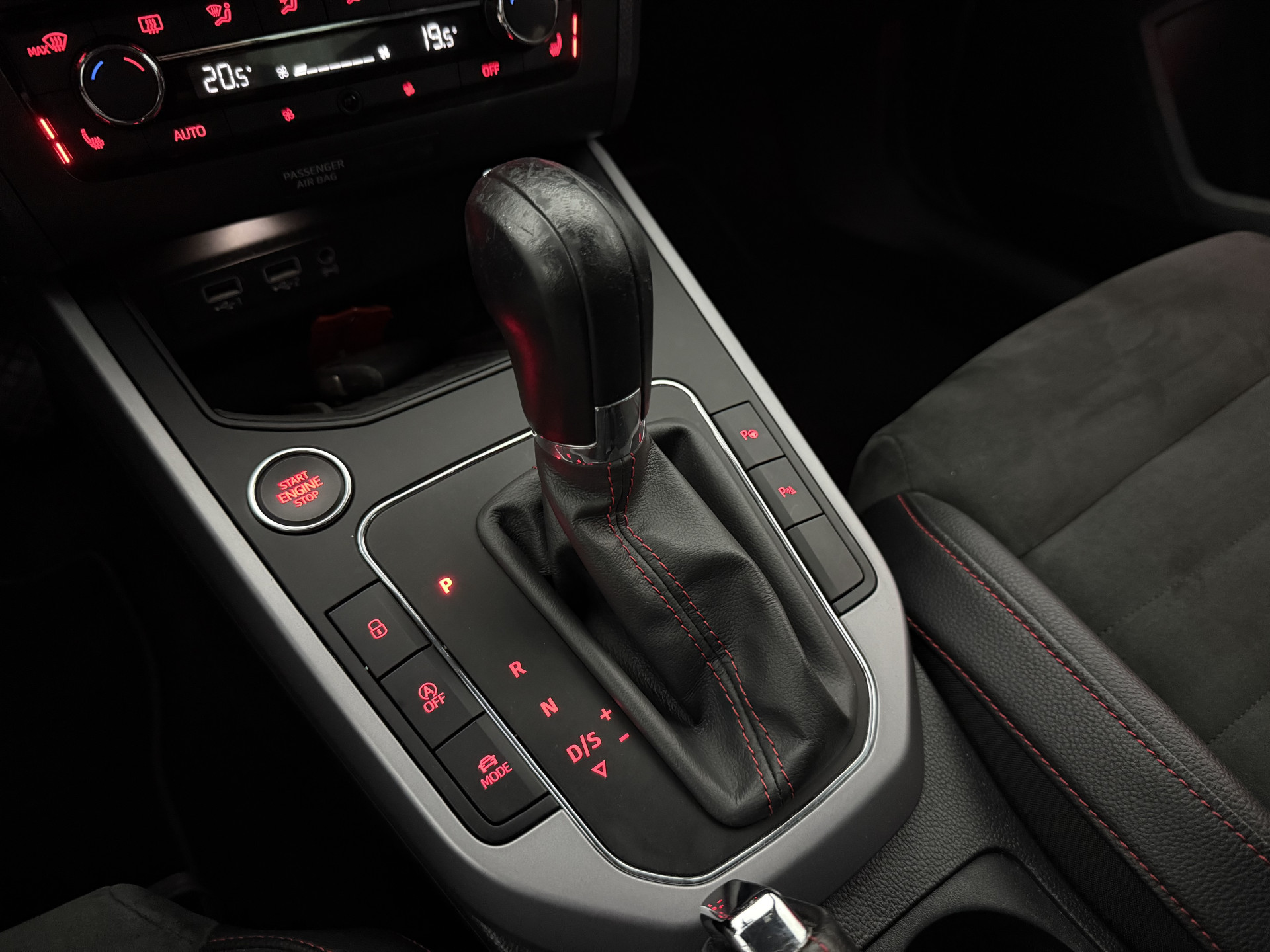 Hoofdafbeelding SEAT Arona