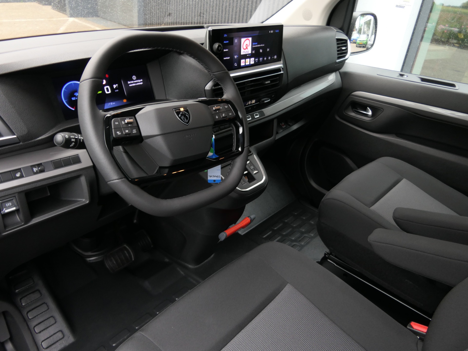 Hoofdafbeelding Peugeot e-Traveller