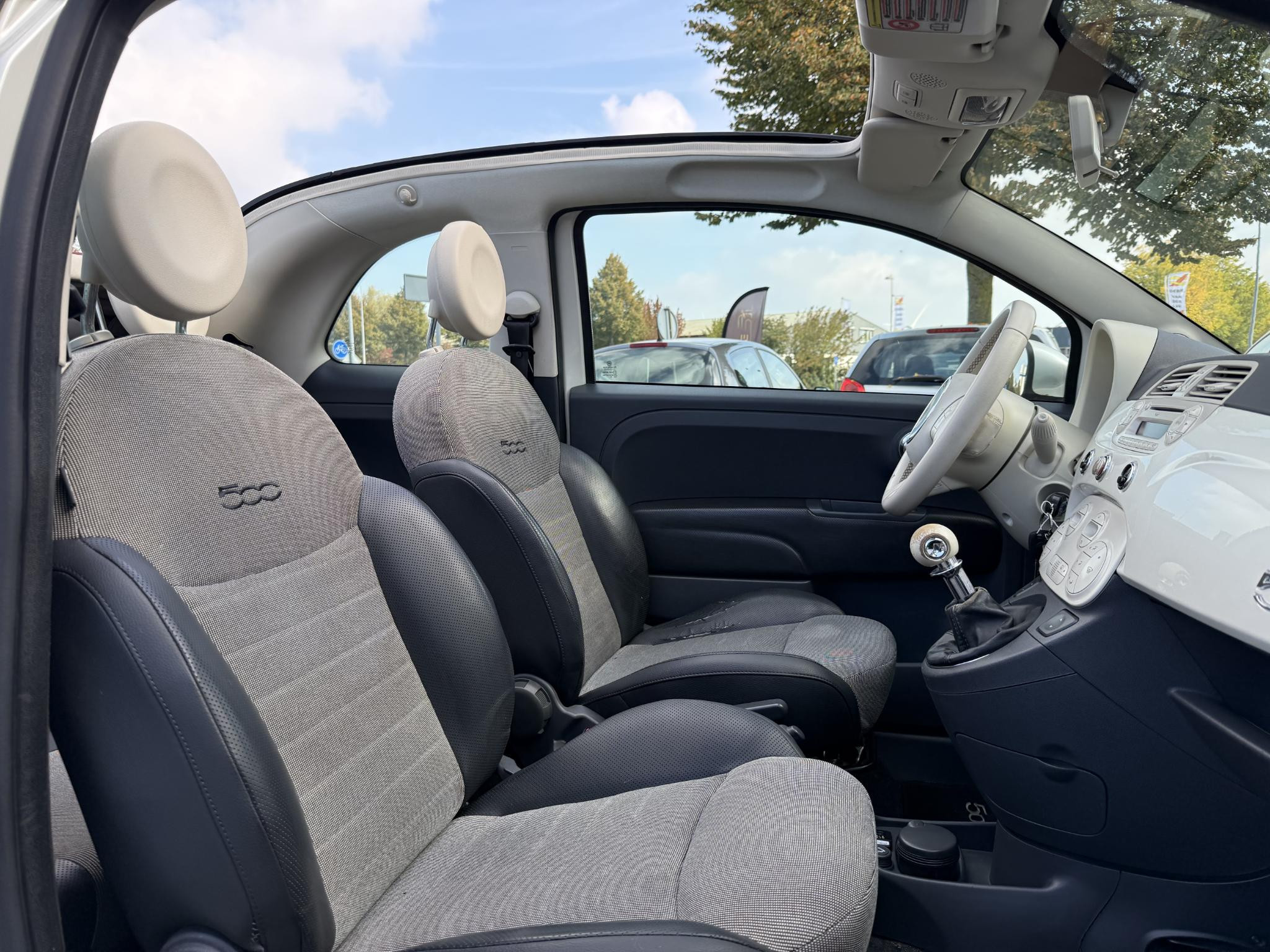 Hoofdafbeelding Fiat 500C