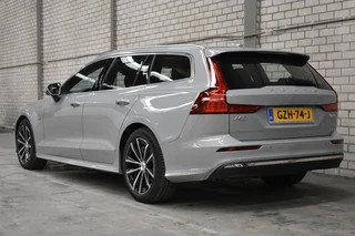 Volvo V60 Volvo V60 350pk AWD Essential Bright | Leder | Driver | Climate | Styling - afbeelding nr 6