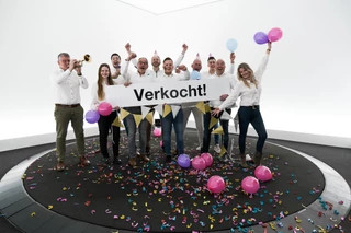 Peugeot 2008 PureTech 110 Allure | Panoramadak | Navigatie | Camera | Parkeersensoren