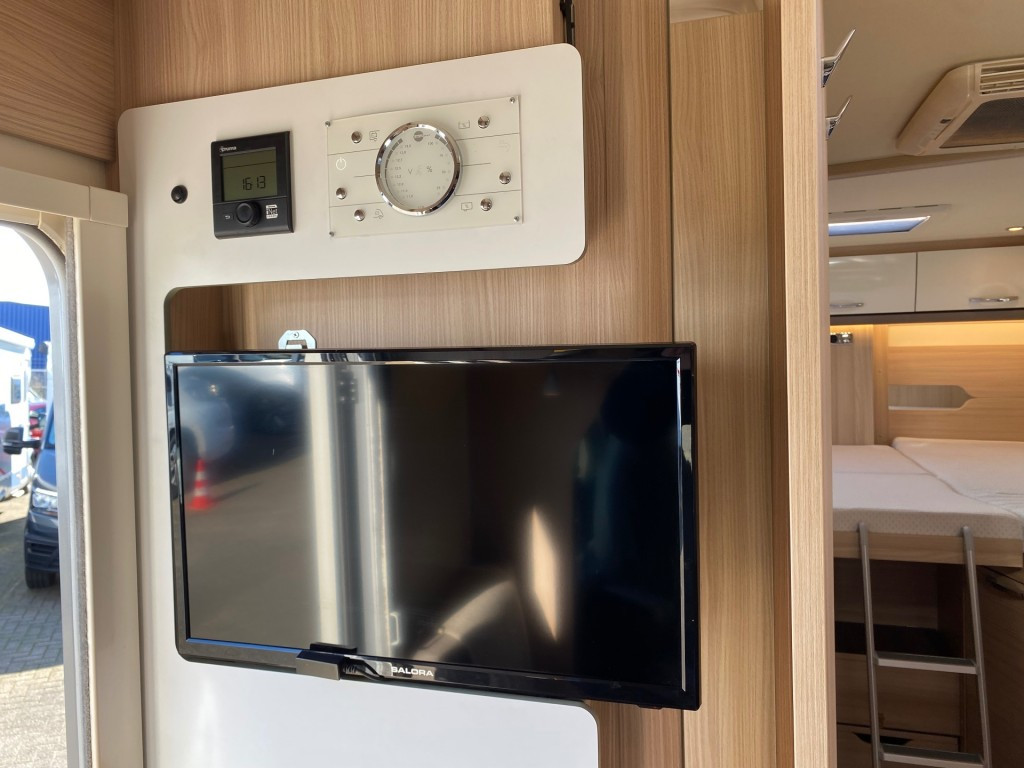 Hoofdafbeelding Bürstner Lyseo T 728g Aut. 36.997km 2017 Dakairco