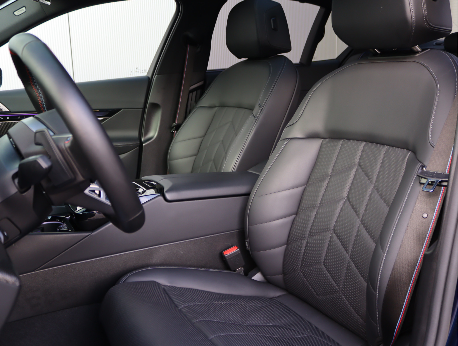 Hoofdafbeelding BMW i5