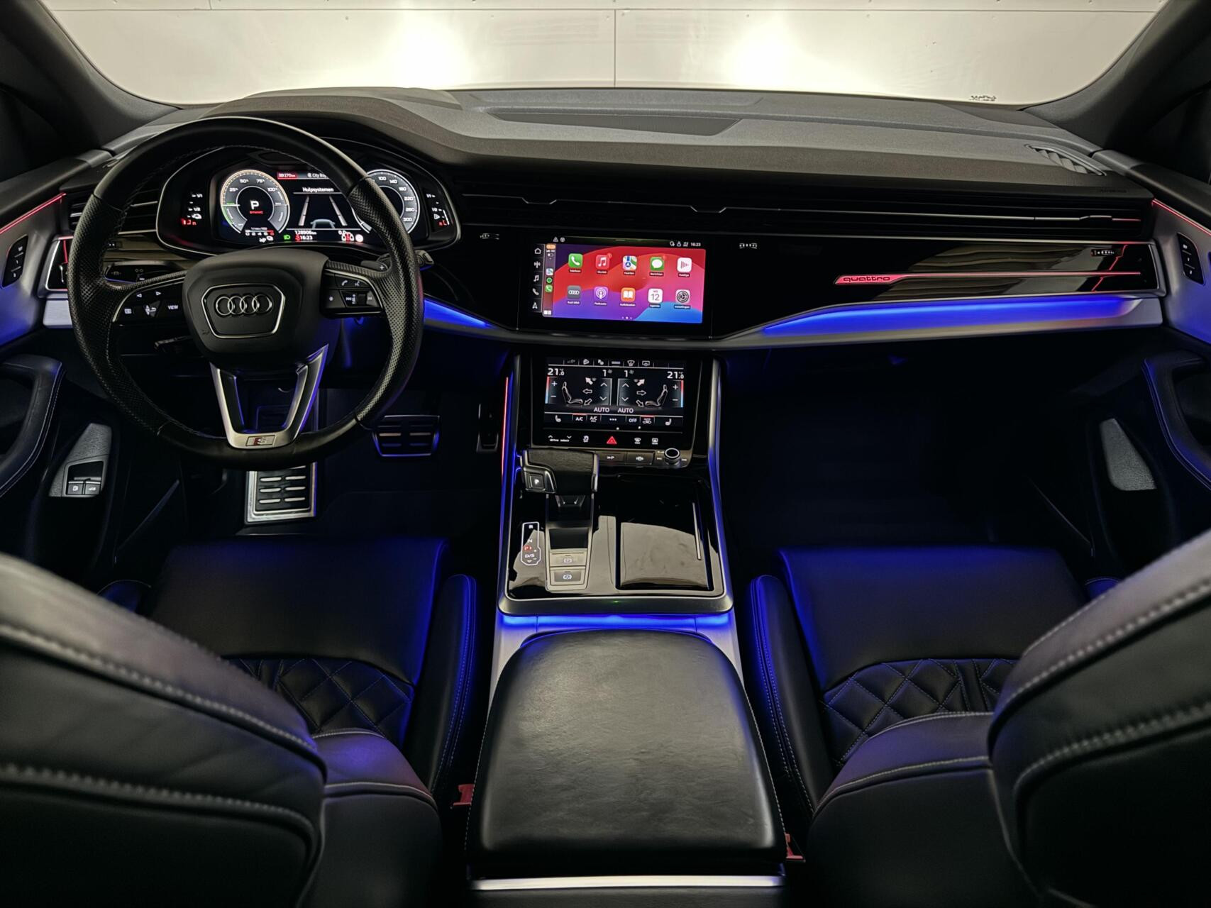 Hoofdafbeelding Audi Q8