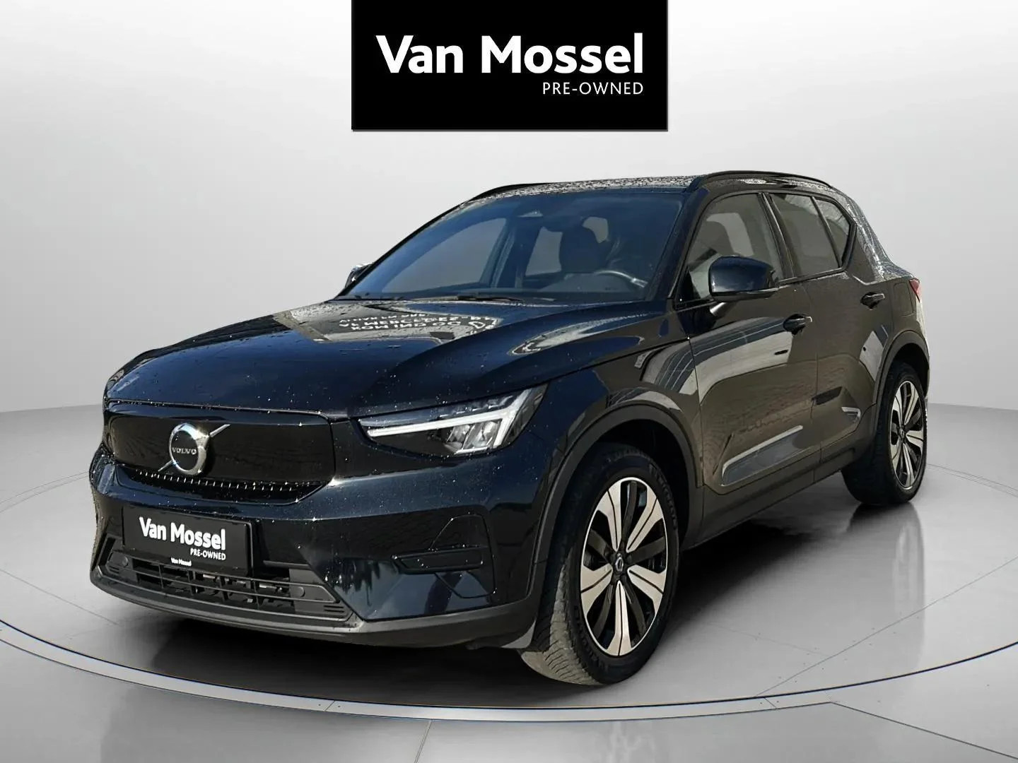Volvo-XC40-image-0