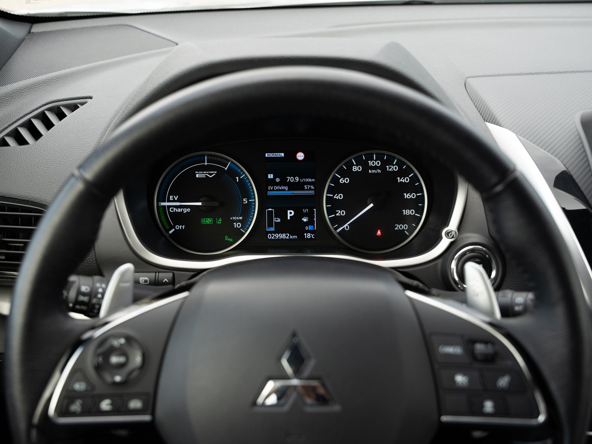 Mitsubishi-Eclipse Cross-image-19