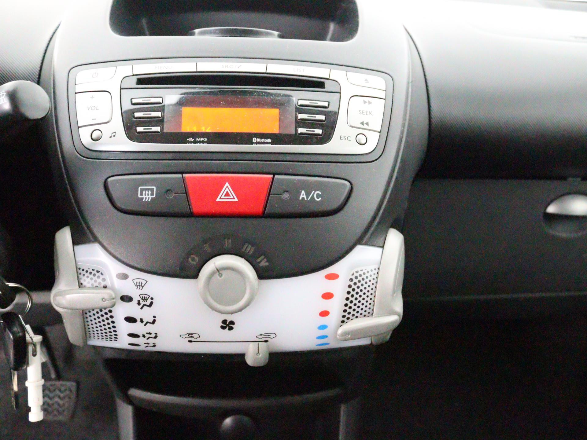 Hoofdafbeelding Peugeot 107