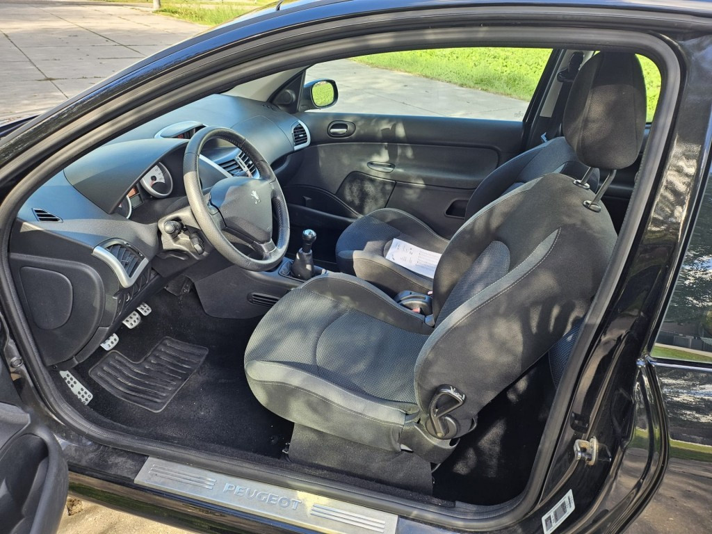 Hoofdafbeelding Peugeot 206